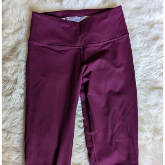 VS Victoria Secret Sport Leggings maroon shimmer cutout Knockout Tights medium - Picture 3 of 6